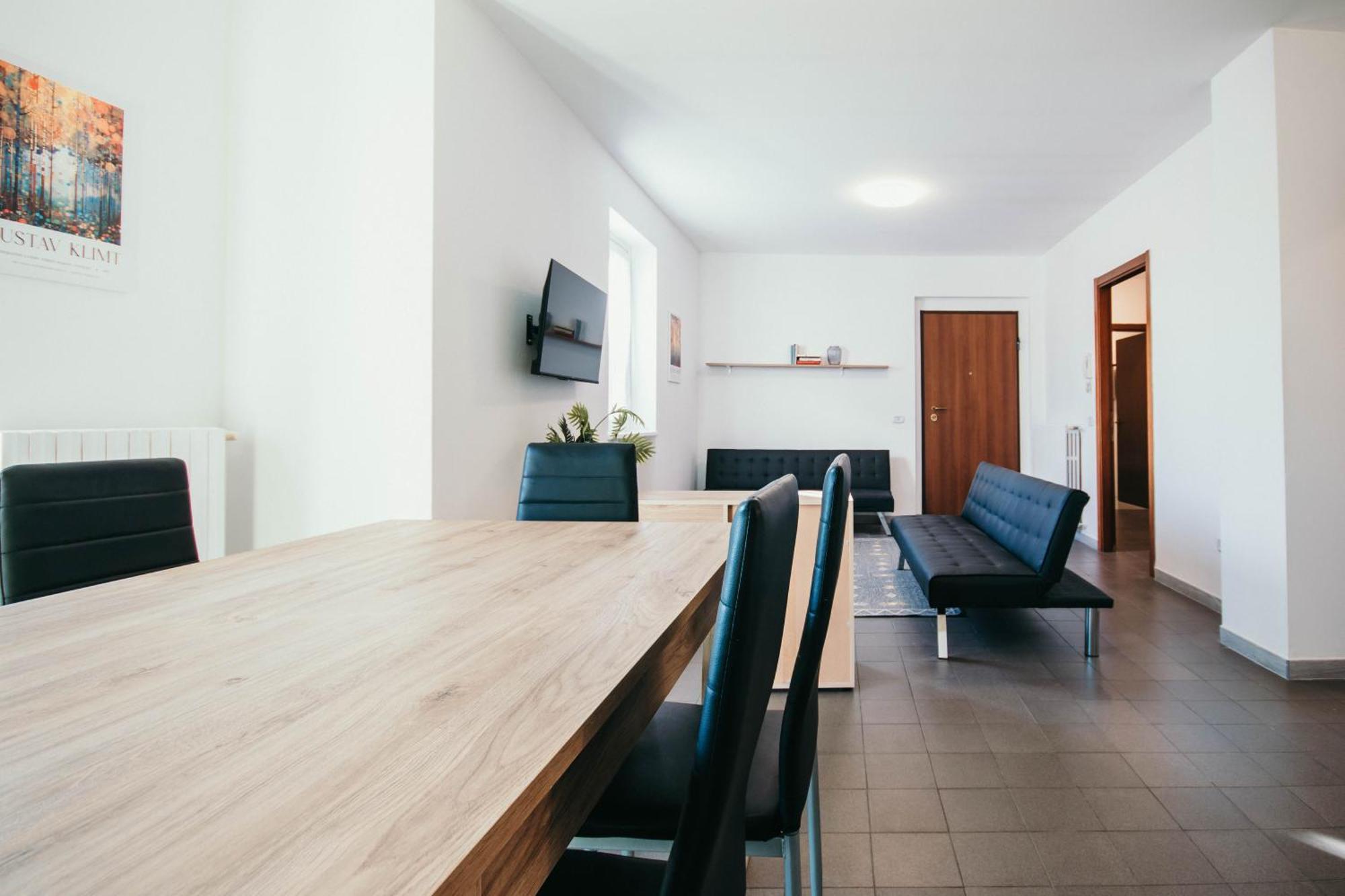 Bigattera Apartments Varese Ruang foto